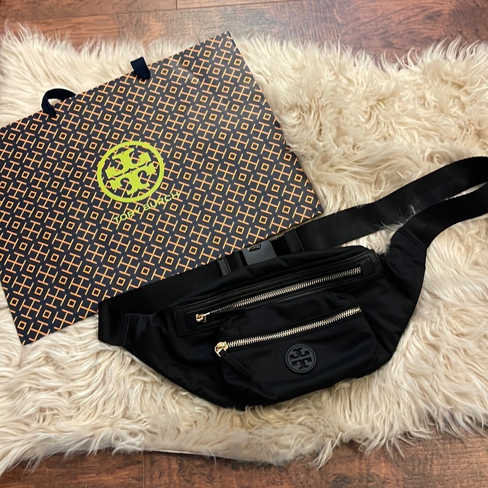 NWT Tory Burch 82508 Nylon Belt Bag Fanny Pack Crossbody in Black